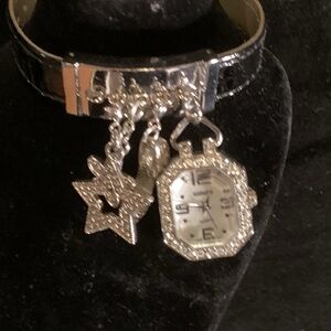 Kessaris Charm Style Watch